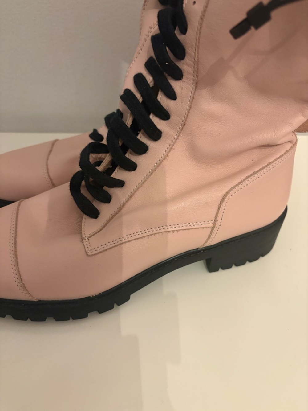 Zara Pink Leather Lace-Up Ankle Boots with Black Lug Sole - Picture 2 of 9